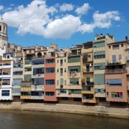 스페인 여행 37일차 - 히로나 Girona 는 틀림없다. (히로나 성벽, Viavgvsta, 히로나 시티 투어 열차, 석양, 야경, König Sandwiches) 썸네일