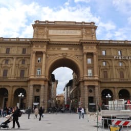 피렌체 여행 Firenze #12 - 레푸블리카 광장, 통일 로마의 임시 수도였던 피렌체의 흔적 썸네일