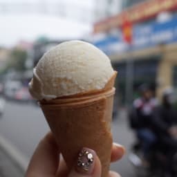 [베트남 자유여행] 하노이 동네에서 유명한 아이스크림집, 깸 짱띠엔 아이스크림( Kem Trang Tien Ice Cream) 썸네일